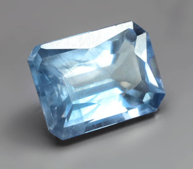 Редкий цвет! Синий апатит 2,61 карата