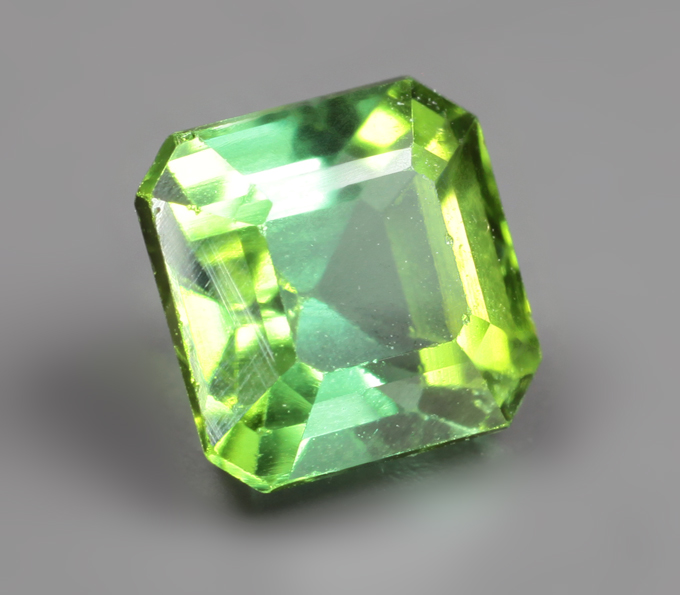 Open color grade! Полихромный турмалин 0,93 карата