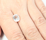 Редкий поллуцит 3,22 карата