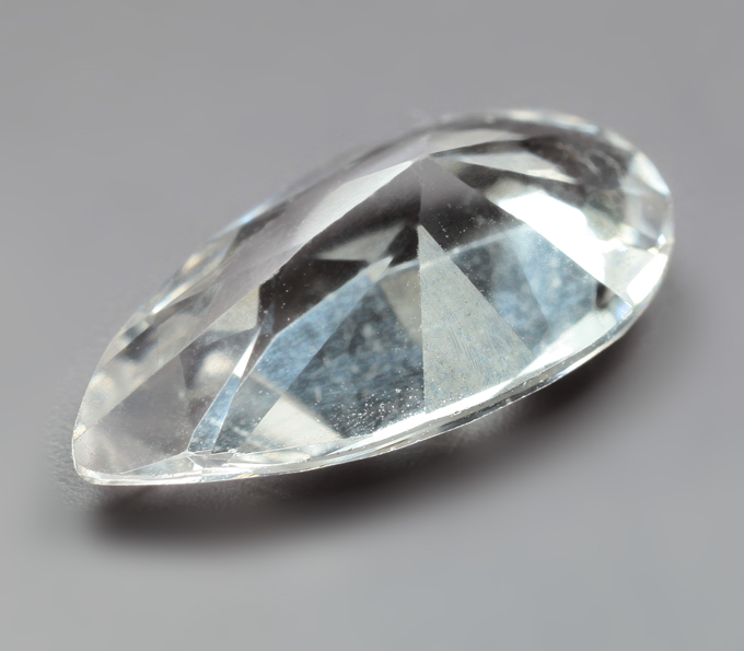 Редкий данбурит 2,66 карата