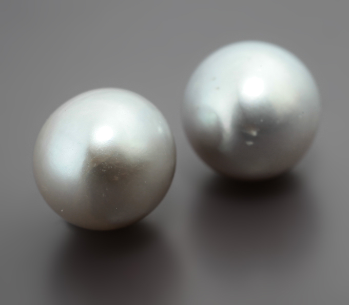 Пара серебристых морских жемчужин 4,91 карата