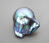 Крупная черная морская жемчужина барокко 33,74 карата