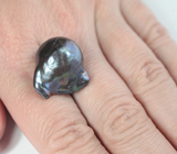 Крупная черная морская жемчужина барокко 33,74 карата