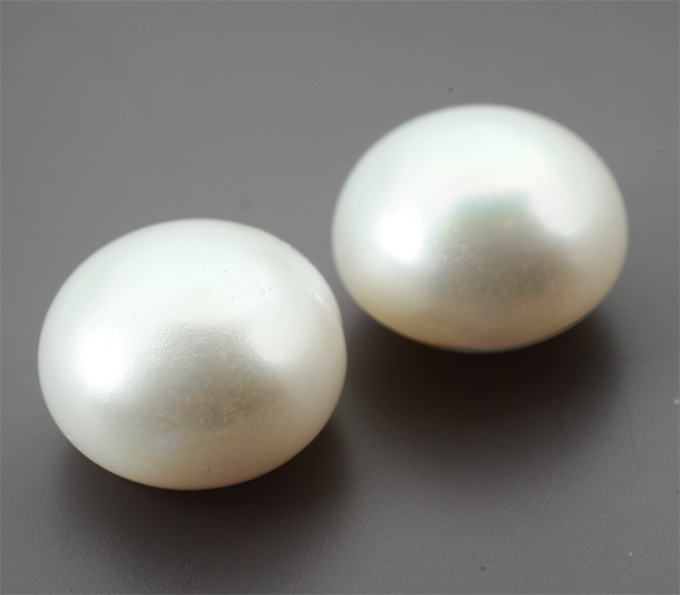 Крупная пара морских жемчужин 16,83 карата