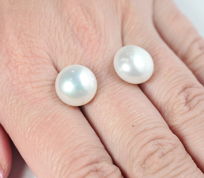 Крупная пара морских жемчужин 16,83 карата