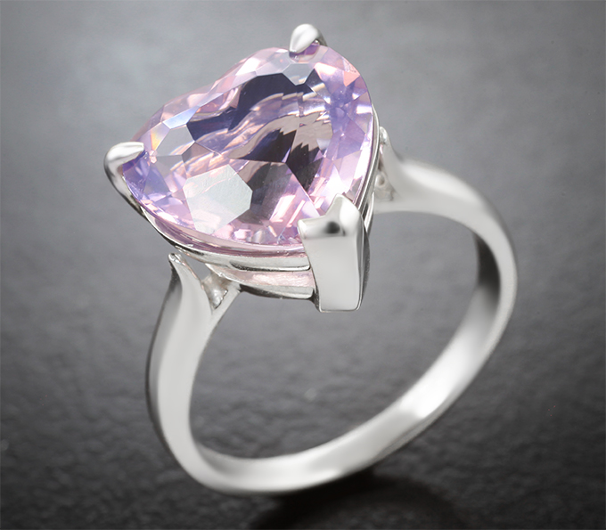 Серебро 925 Кольцо с лавандовым аметистом 5,68 карата