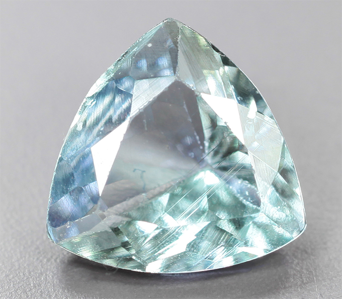 Полихромный цоизит 0,95 карата