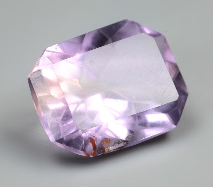 Аметрин авторской огранки 5,36 карата