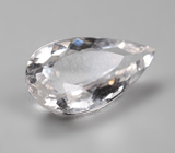 Данбурит высокой чистоты 2,35 карата