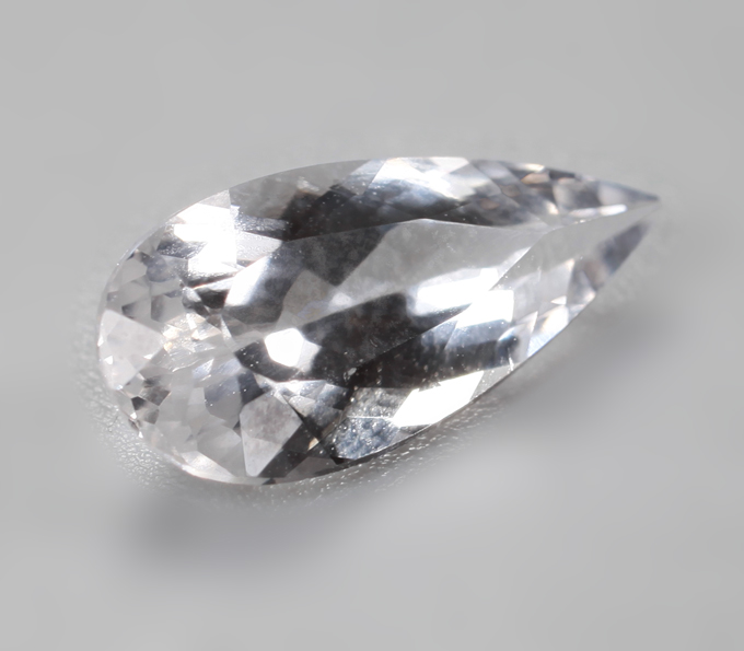 Данбурит высокой чистоты 1,48 карата