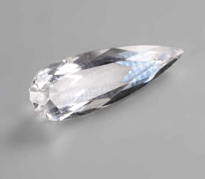 Данбурит 2,81 карата