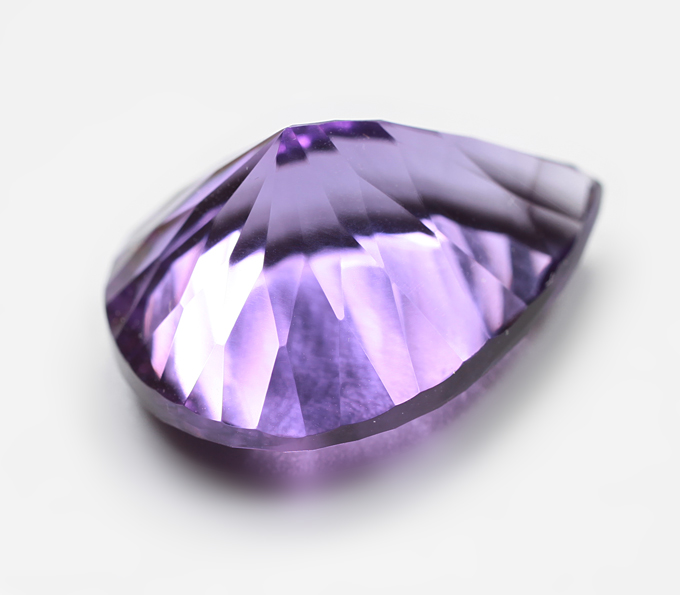 Чистейший крупный уругвайский аметист 20,02 карата