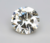 Пастельно-желтый муассанит 0,83 карата