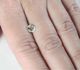 Пастельно-желтый муассанит 0,83 карата