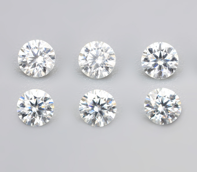 Топовая огранка! Набор из 6 бесцветных муассанитов 0,63 карата