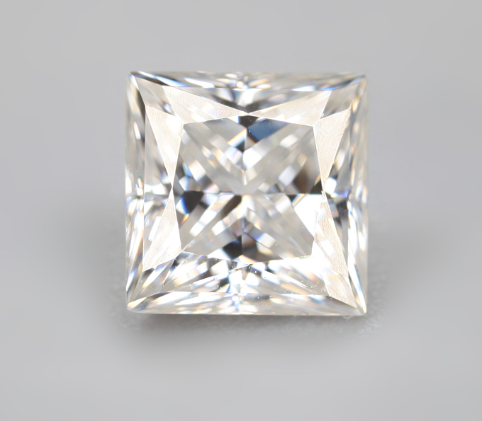 Топовая огранка! Бесцветный муассанит 0,92 карата