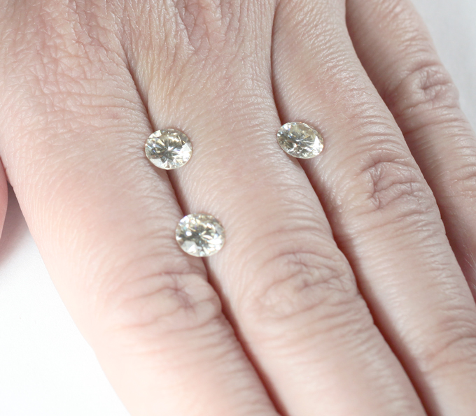 Набор из 3 муассанитов 2,85 карата