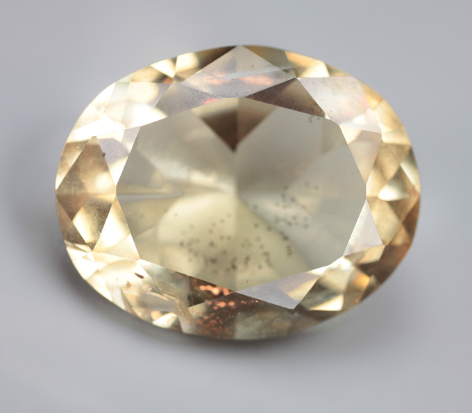 Крупный орегонский солнечный камень 9,03 карата! Эффект Шиллера