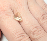 Орегонский солнечный камень авторской огранки 2,91 карата! Эффект Шиллера