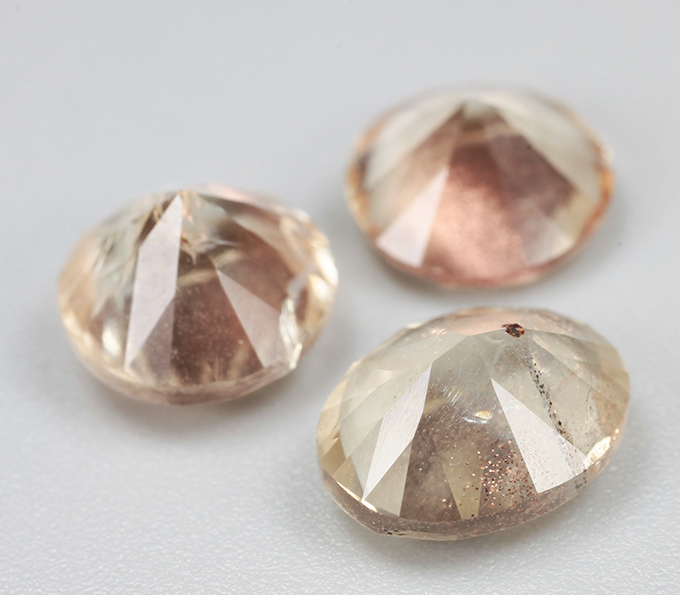 Набор орегонских солнечных камней 4,27 карата! Эффект Шиллера