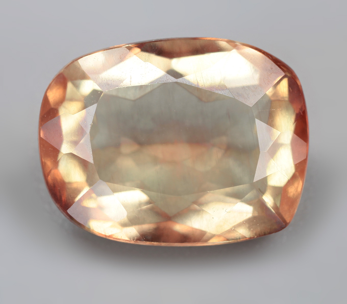 Андезин высокой чистоты 2,56 карата