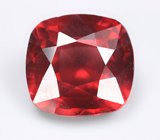 Яркий пироп гранат высокой чистоты 3,29 карата