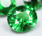 Набор из 3 «неоновых» цаворитов 1,95 карата