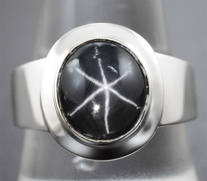 Кольцо cо звездчатым сапфиром 5,7 карата