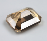 Желтый скаполит со сменой цвета 3,66 карата