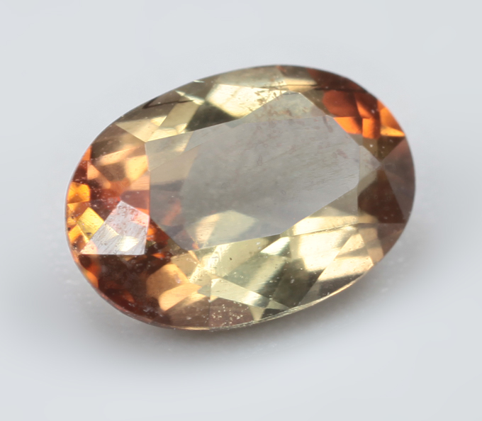 Андалузит 0,48 карата