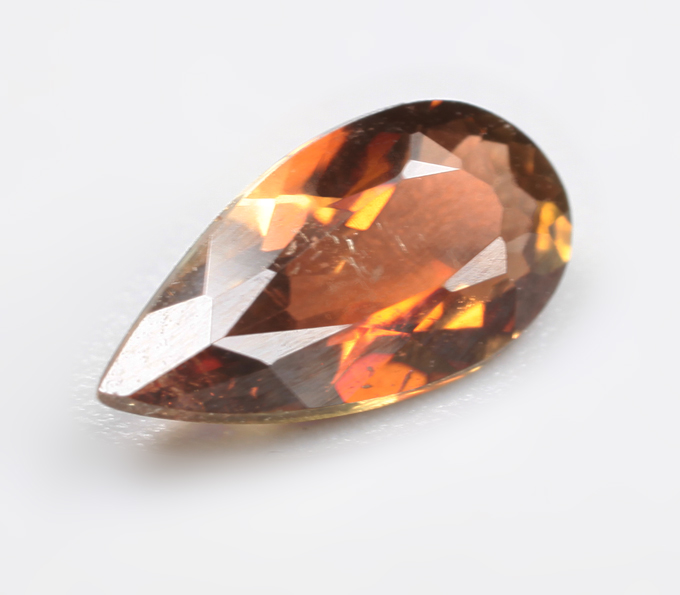 Андалузит 0,47 карата