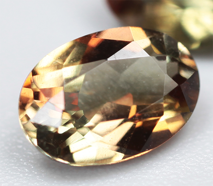 Пара андалузитов 1,17 карата