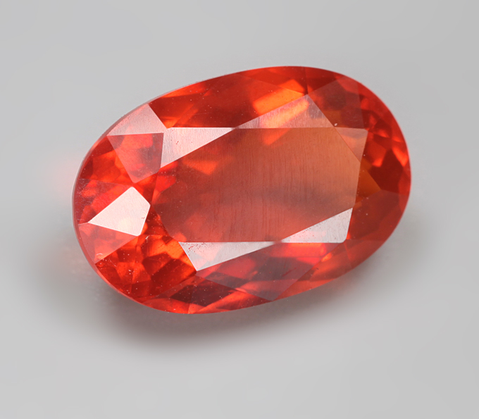 Чистейший мексиканский ограненный «огненный» опал 2,41 карата