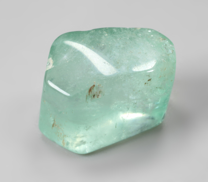 Уральский голубовато-зеленый берилл 15,77 карата