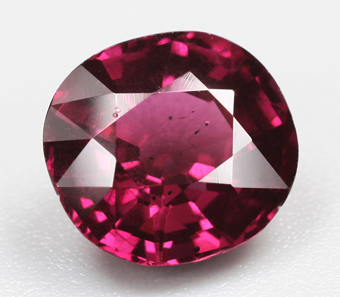 Родолит 1,88 карата