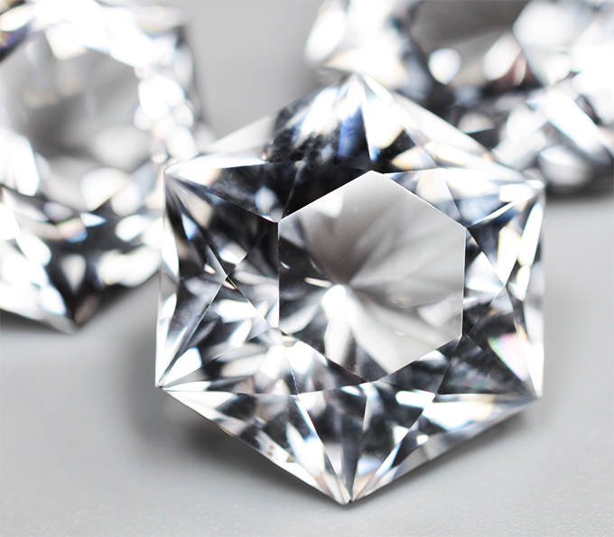 Топовая огранка! Крупный набор чистейшего бесцветного кварца 61,7 карата