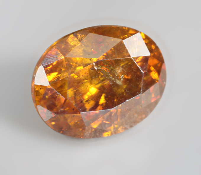 Насыщенно-желтый сфалерит 1,74 карата