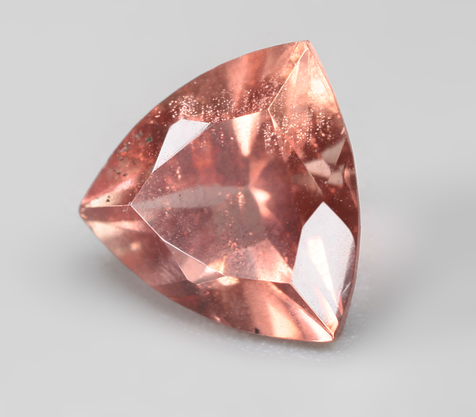 Орегонский солнечный камень падпараджа 1,11 карата