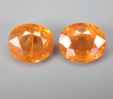 Крупная пара спессартинов гранатов цвета «фанта» 6,25 карата