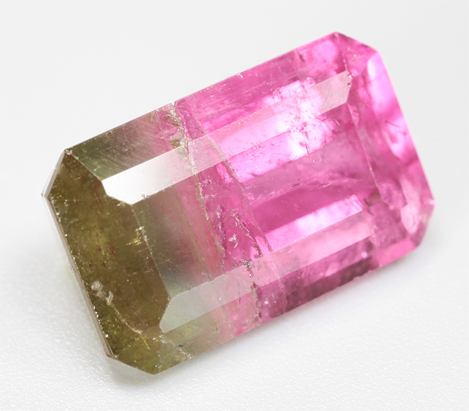 "Неоновый" арбузный турмалин 6,91 карата