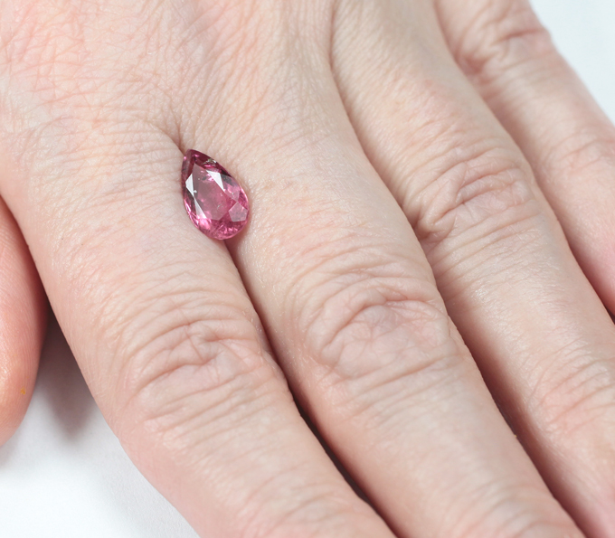 Рубеллит 2,03 карата