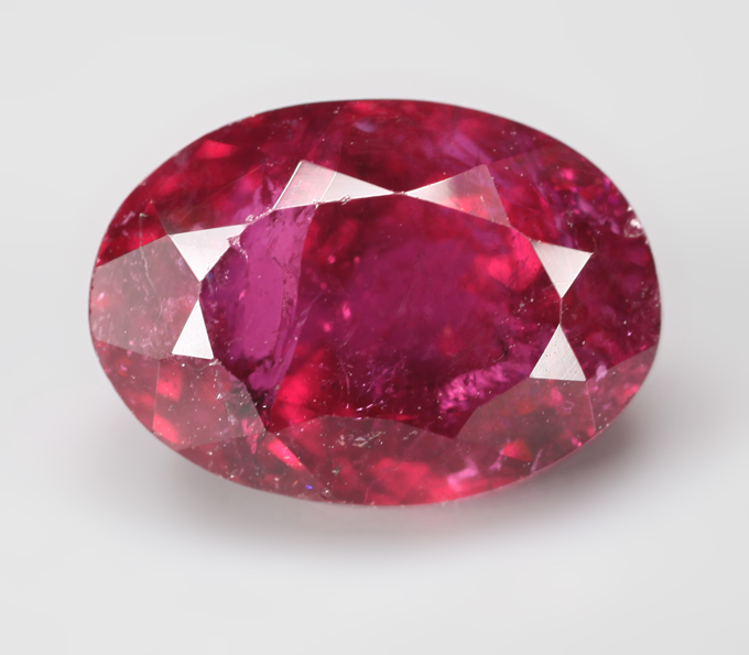 Рубеллит 2,37 карата