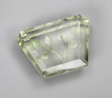 Резной зеленый аметист 7,47 карата