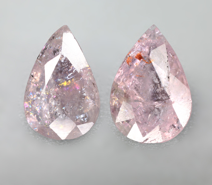 Редкая пара медьсодержащих турмалинов 3,24 карата