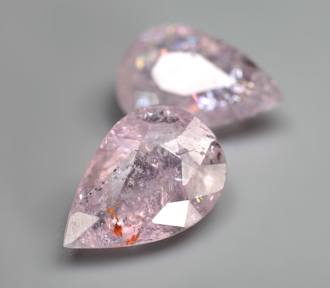 Редкая пара медьсодержащих турмалинов 3,24 карата