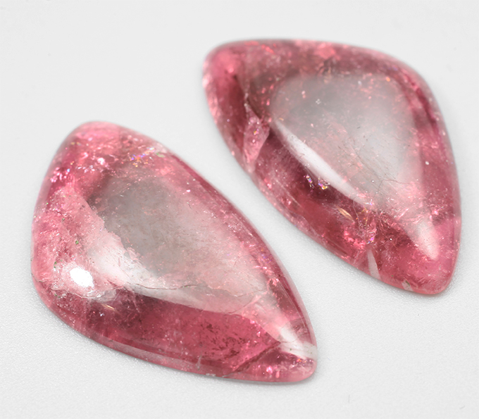 Редкая крупная пара забайкальских рубеллитов 20,94 карата