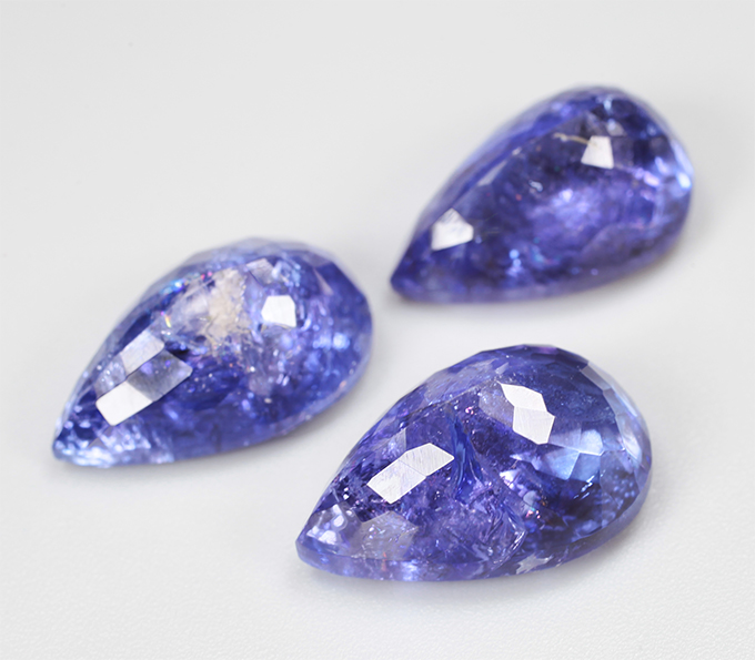 Крупный набор из 3 танзанитов 20,73 карата