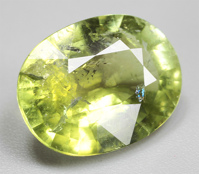 Ярко-неоновый желтовато-зеленый турмалин 4,54 карата