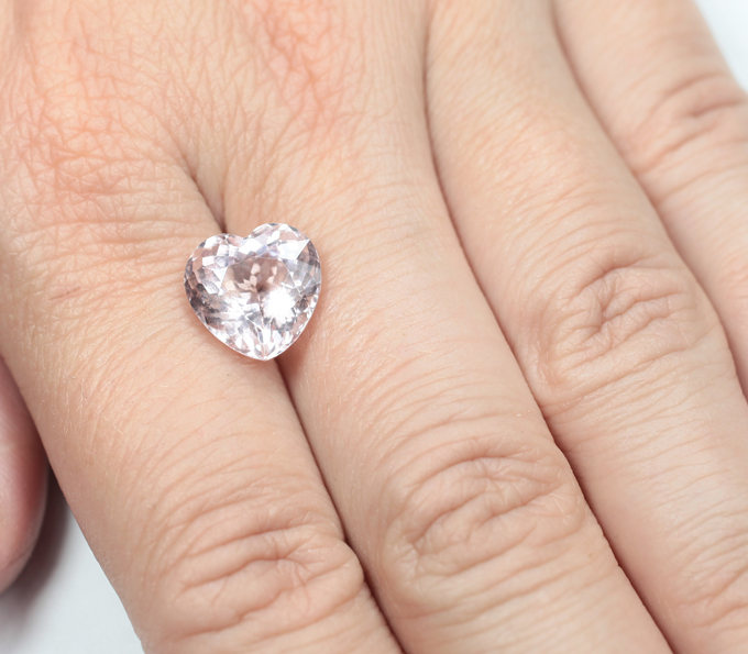 Морганит 4,93 карата