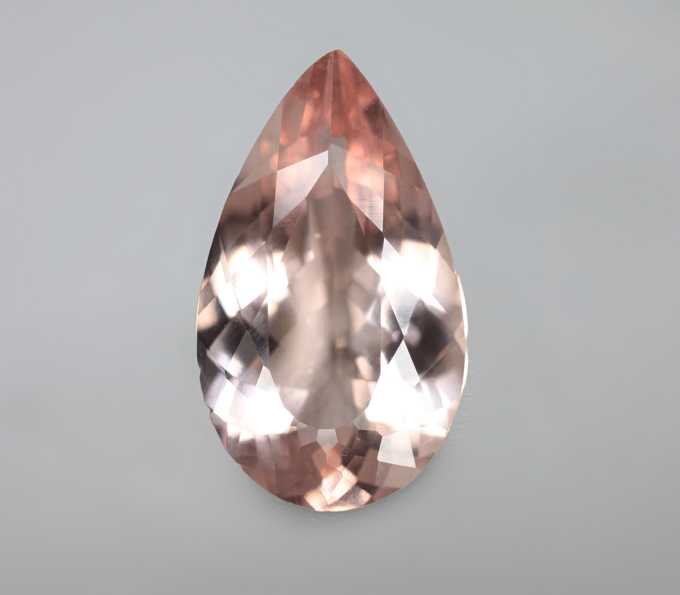 Чистейший морганит 4,97 карата